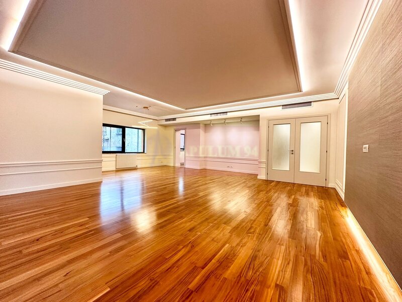 4 CAMERE | 180 MP | PARCARE SUBTERANA | ANSAMBLUL WASHINGTON